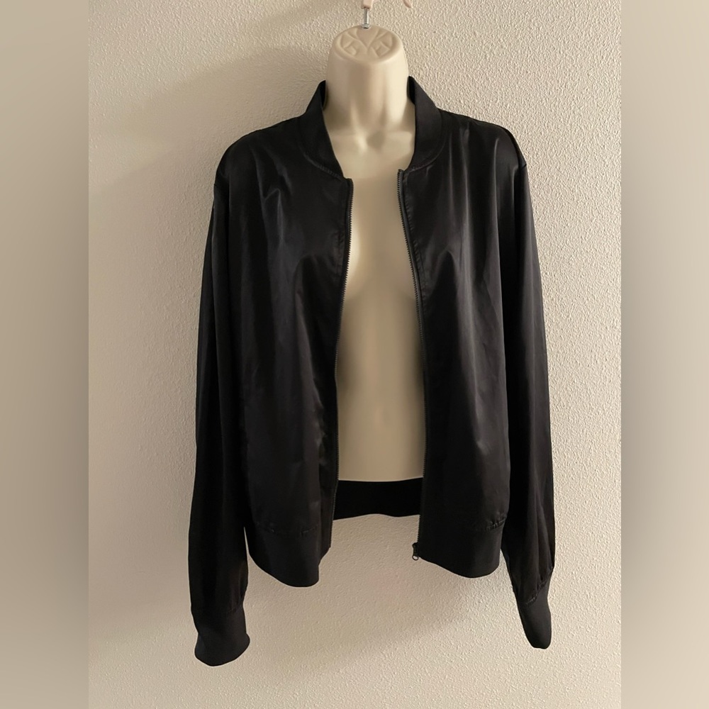 City Streets XL black lightweight jacket